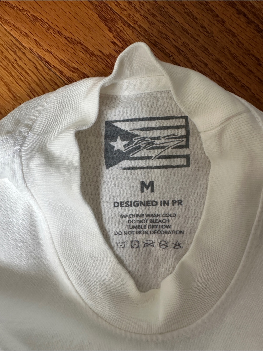Off White Bad Bunny DTMF Tour Merch - La Residencia Tee - Picture 4 of 5